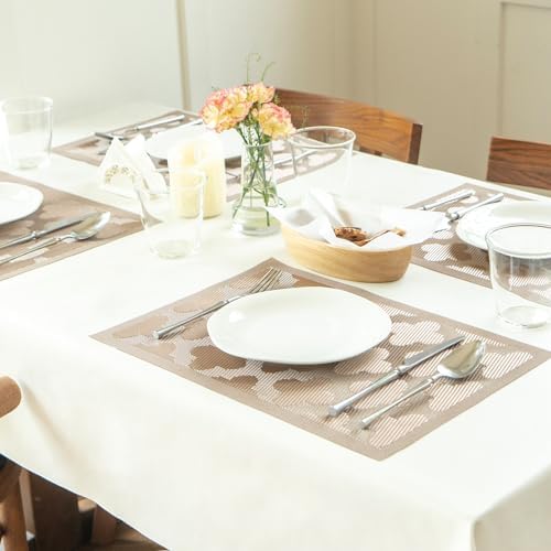 Placemats Set of 4 Vinyl/Plastic Woven Place Mats for Kitchen Table Indoor/Outdoor Washable Placemat Wipeable Dining Table Mats (Dark Brown Clover,4)
