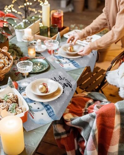 Snowman Christmas Placemat 1PC, Let It Snow Winter Holiday Heat Resistant Washable Table Place Mats Grey White Cotton Table Linens Party Holiday Decor for Kitchen Dining Outdoor Indoor