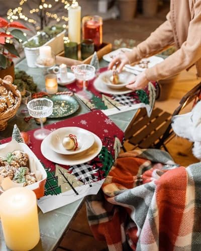 Red Merry Christmas Placemats Set of 6, Green Christmas Tree Heat Resistant Washable Table Place Mats White Snow Forest Winter Cotton Table Linens Party Holiday Decor For Kitchen Dining Outdoor Indoor