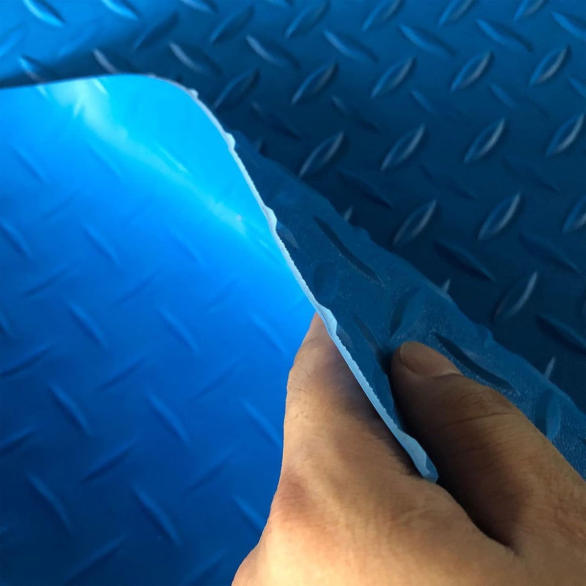 Boshen 5Ft x 12Ft Garage Floor Mat 2.5mm Thickened Rubber Flooring Roll 60sqft Diamond Plate PVC Rubber Trailer Mat Non-Slip Floor Protector Mat for Garage Warehouse Basement Trailer - Blue