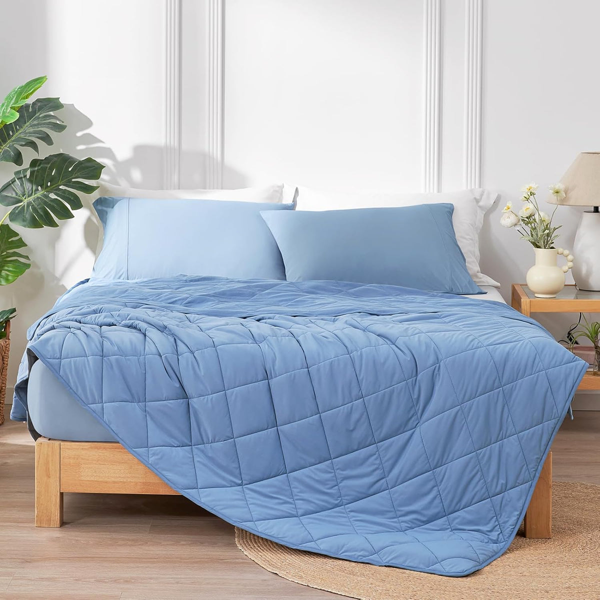 Cozy Bliss Cooling Blanket for Hot Sleepers, Q-Max 0.4 Cooling Comfort King Size, Cold Blankets for Night Sweats Sleeping, Ultra-Cool Lightweight Breathable Summer Blanket for Bed