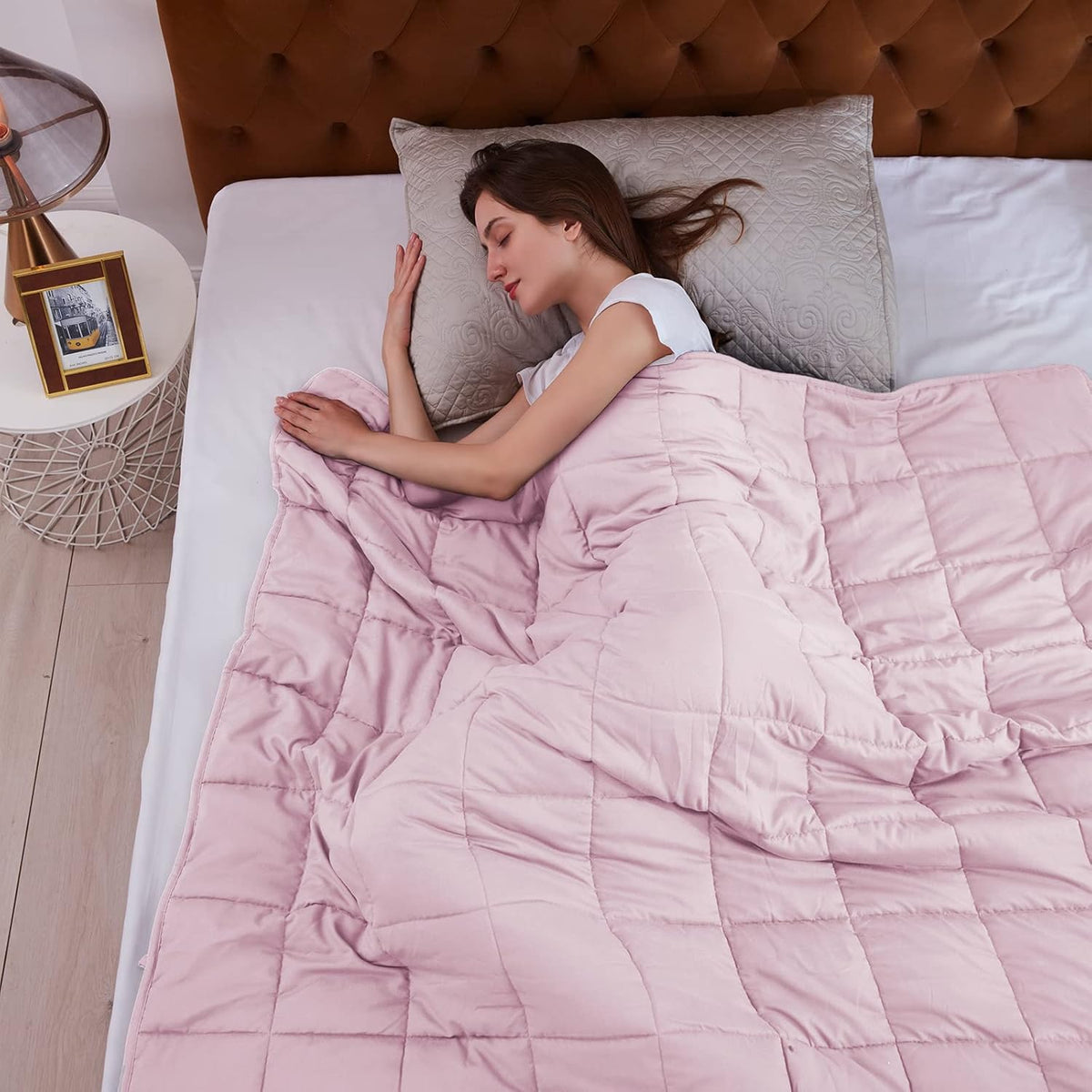 L'AGRATY Weighted Blanket - 48"x72" 15lbs Cooling Breathable Heavy Blanket Microfiber Material with Glass Beads for Adult All-Season Summer Fall Winter Soft Thick Comfort