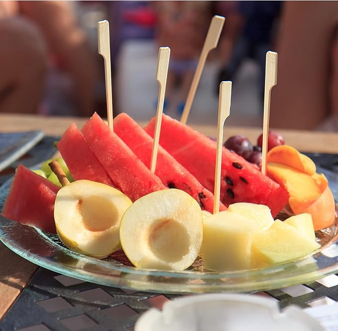 BLUE TOP 300Pcs Bamboo Paddle Picks, 3.5 Inch Sturdy Flat Skewers Food Appetizer Toothpicks for for Fruit, Grilling, Drink, BBQ, Barbecue, Yakitori Chicken, Fondue, Roasting,Cocktail, Marshmallow
