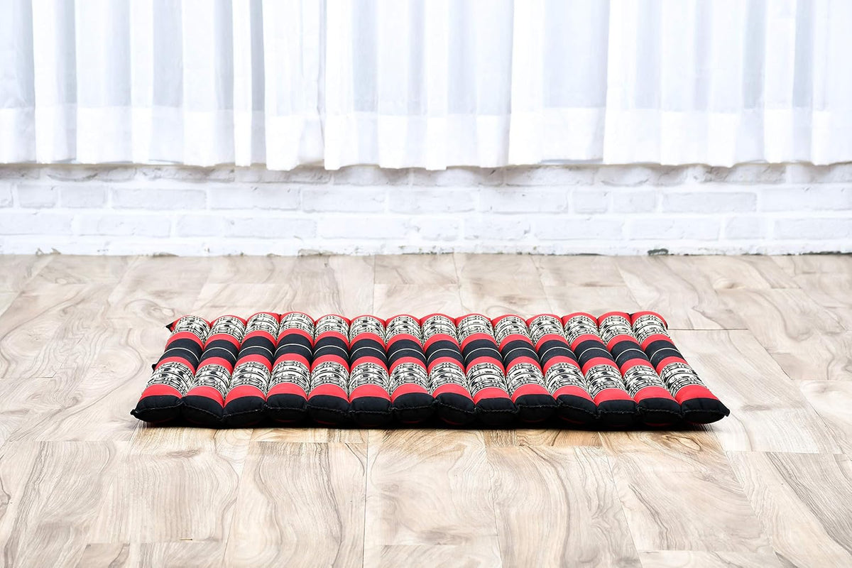 Leewadee Zabuton Seating Cushion – Square Floor Seat for Meditation Exercises, Light Yoga Mat Filled with Kapok