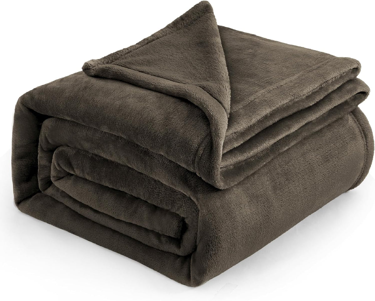 Bedsure Brown Fleece Blankets King Size - Bed Blanket Soft Lightweight Plush Cozy Fuzzy Luxury Microfiber, 108x90 inches