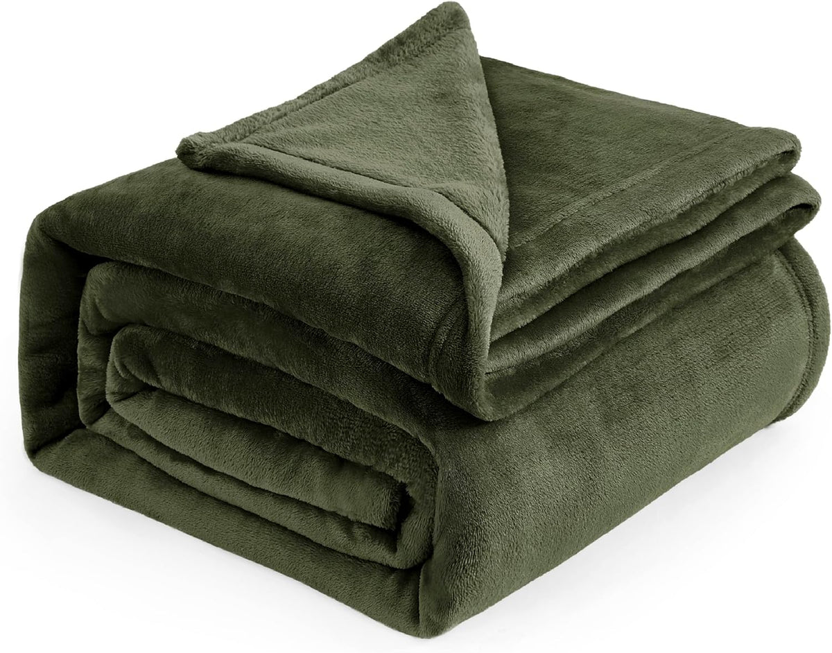 Bedsure Fleece Blanket Queen Blanket Olive Green - Bed Blanket Soft Lightweight Plush Fuzzy Cozy Luxury Microfiber, 90x90 inches