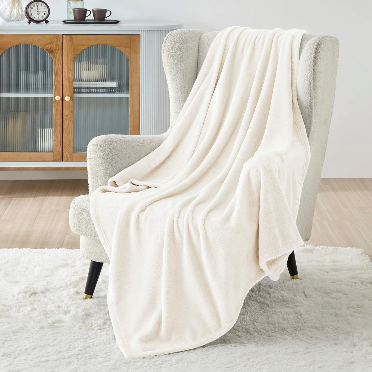 Bedsure Fleece Blanket Twin Size Cream - 300GSM Lightweight Plush Fuzzy Cozy Soft Warm Blanket for Bed, Sofa, Couch, Travel, Camping, 60x80 inches