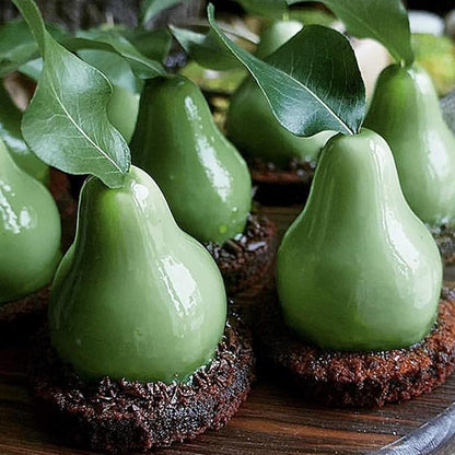 OCPO KITCHEN 3D Pear Silicone Mold for Baking Mousse Cake French Dessert Pastry Chocolate Pudding Cupcake, Non-Stick and Easy Release, Pear Shaped (8-Cavity)