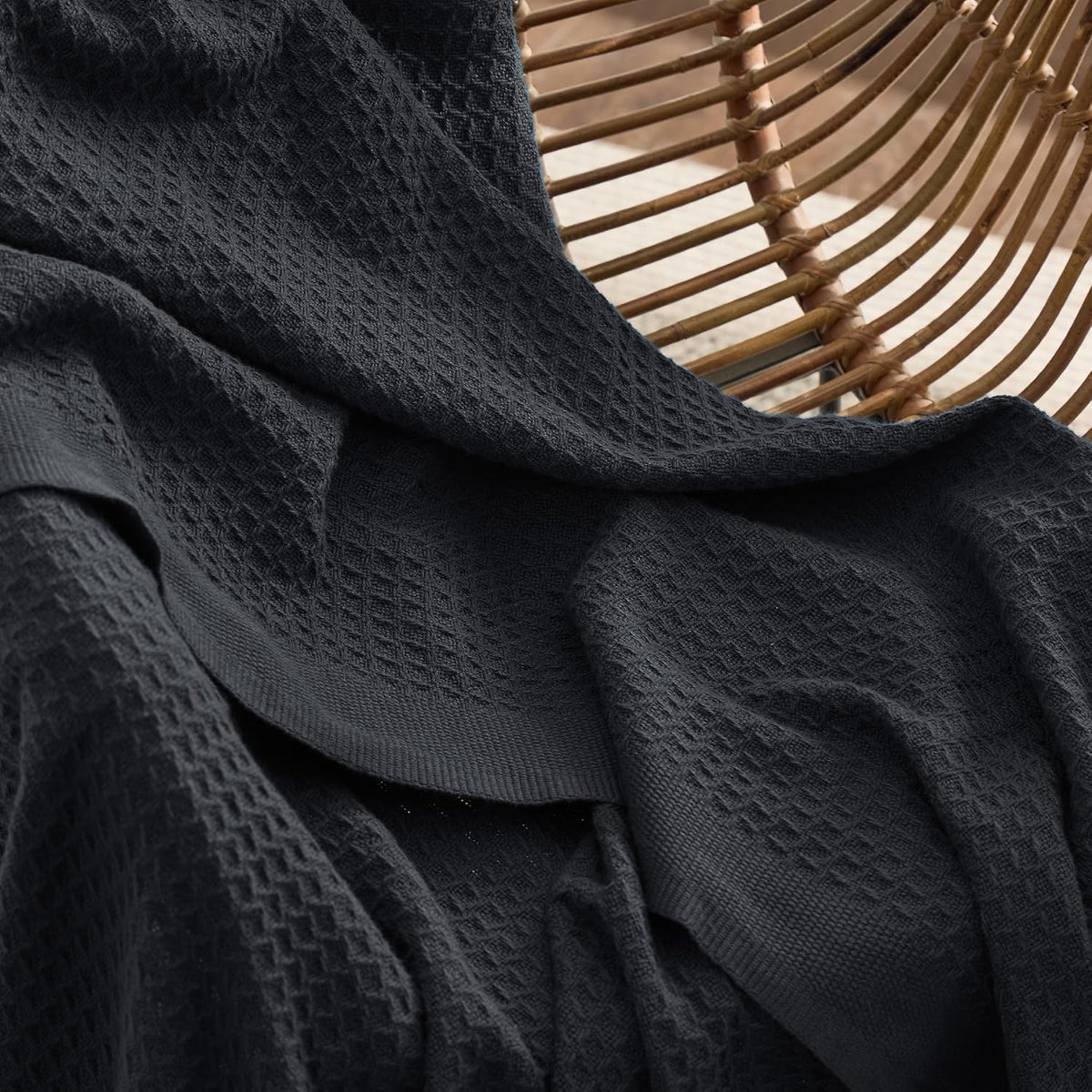 Bedsure 100% Cotton Blanket King Size for Bed - Breathable and Soft, Waffle Weave Blanket for Summer, Thick Cozy Fall Blankets for Women Gift, Black, 104x90 inches